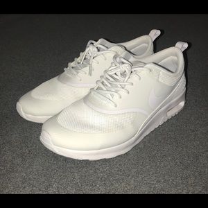 Women Nike Air Max Thea